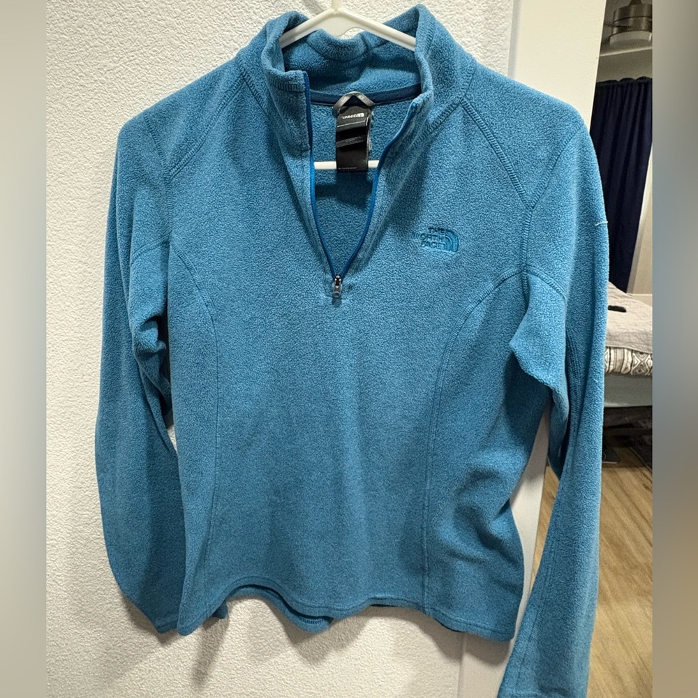 The North Face Women's Teal Blue Half-Zip Fleece Pullover
